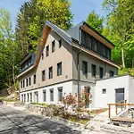 Horsky Mia Lägenhet Bedřichov